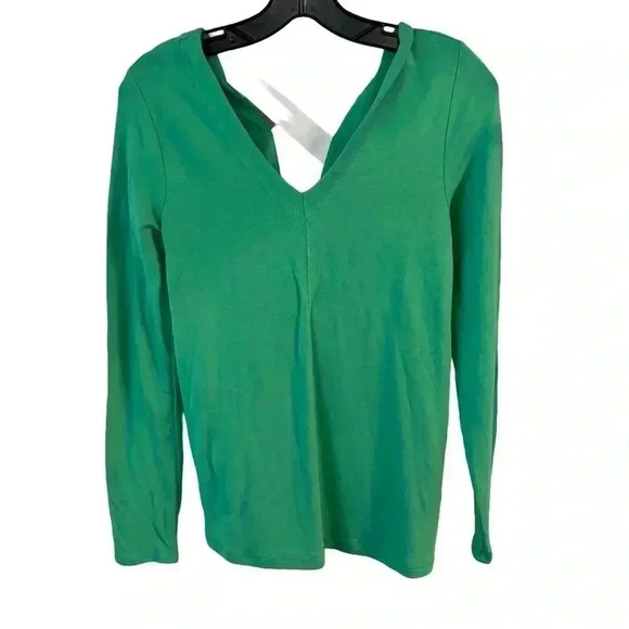 NWT Lilly Pulitzer long sleeve v-Neck top with criss cross back sz XS - Picture 2 of 7